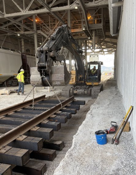 Mining & Aggregates — Railroad services