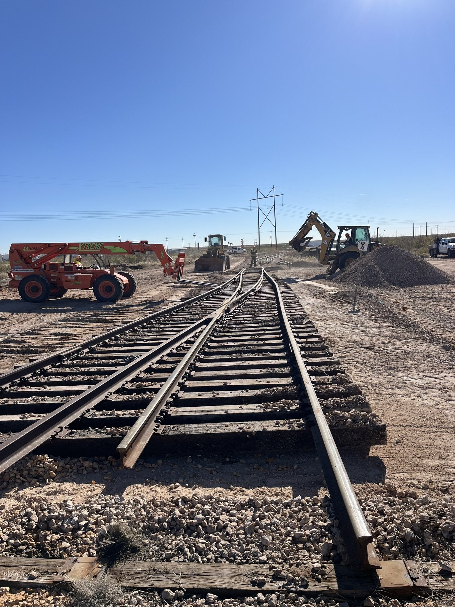 Mining & Aggregates — Railroad services